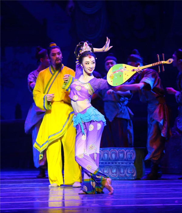 1526631995250070516.jpg 5afe3cf9a3103f68b65b9b9e.jpg