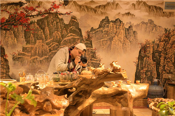 1527129907083011255.jpg 5b04b8d4a3103f68b65c7b95.jpg