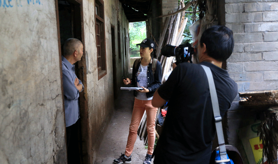 1532074413652059353.gif 5b4ffff8a310796d8b4c801d.gif