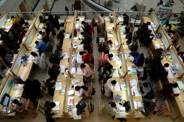 1525768929321023137.jpeg 5ae90370a3105cdce0a597e3.jpeg