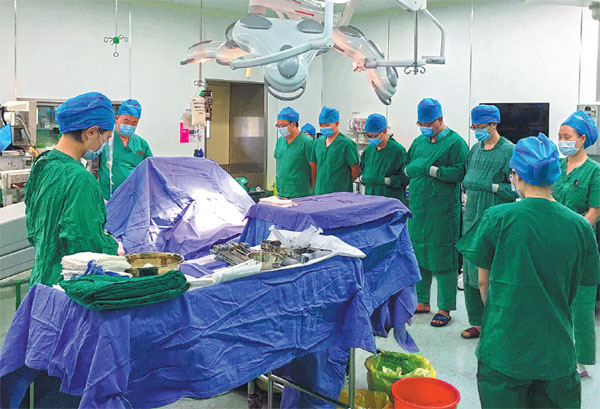 1537844372910043827.jpg 5ba4e89ea310c4ccaa003e9e.jpg