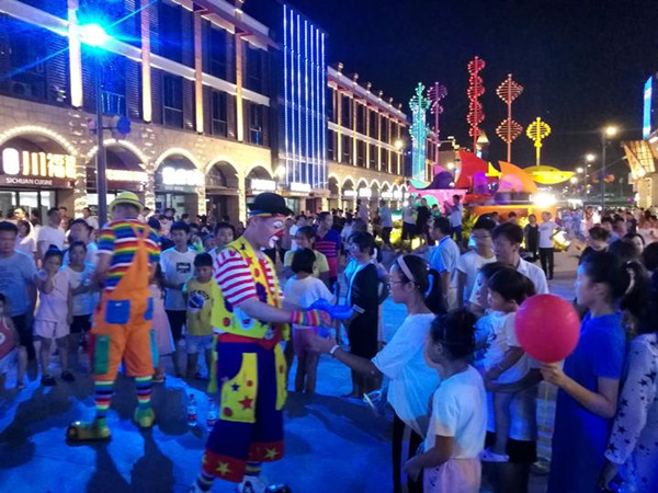 1535359030822029774.jpg 小镇.jpg