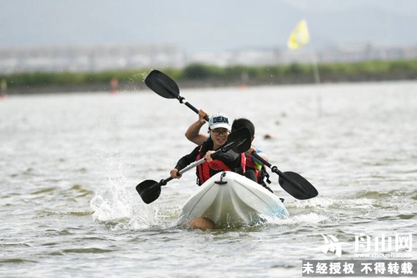 1537258846727051989.jpg 皮划艇2.jpg
