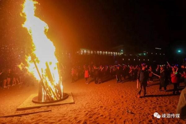 1540369820419056388.jpeg 篝火.jpeg