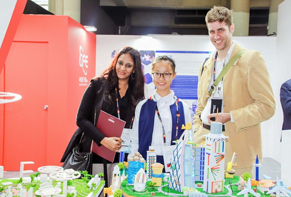 1543913882239098566.jpg 合影.jpg