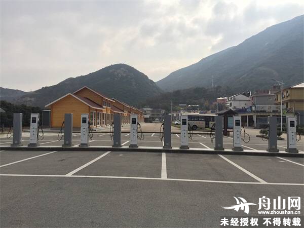 1549874298687011525.jpg 充电桩.jpg