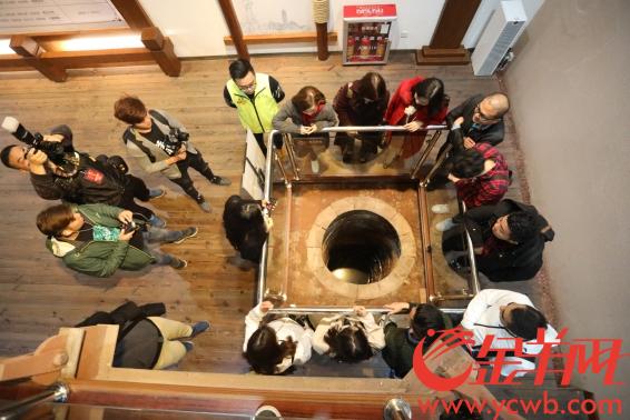 1551162464142077098.jpg 2.jpg