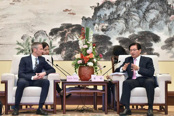 1552029971551044462.jpg 286ed488c83f1dec10021a.jpg