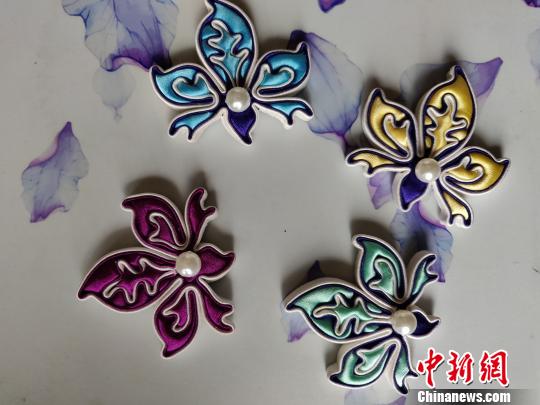 1553593158088003799.jpg 96917450.jpg