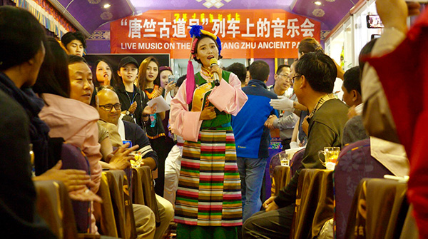 1533278903651065128.jpg 5b62ab82a3100d952133df6b.jpg