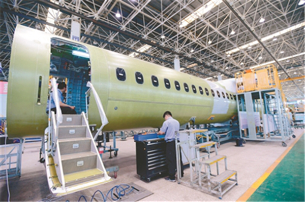 1554111665956049331.jpg 1554110259014077414.jpg