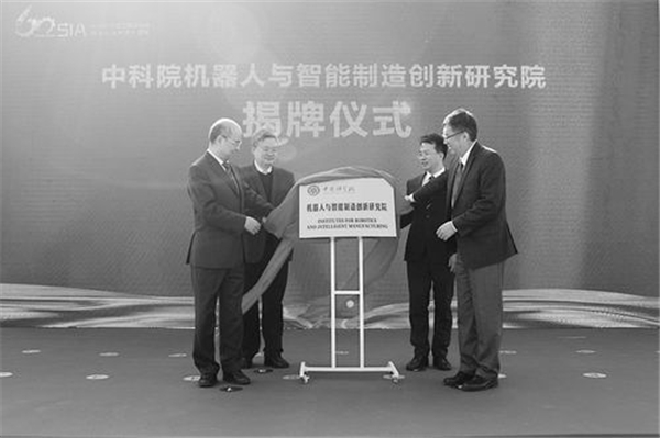 1554111527714040165.jpg 1554110066995029179.jpg