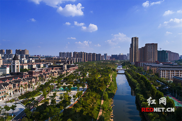 1548644289687039529.jpg 蓝天_副本.jpg