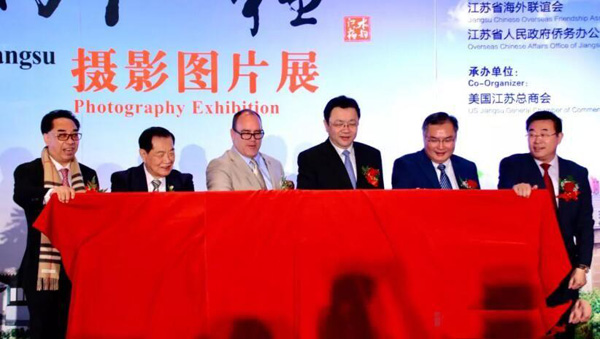 1555659338666015379.jpg F86E6U.jpg