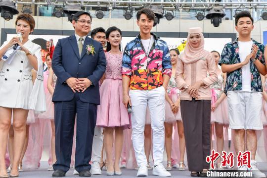 1556010492721060932.jpg e2.jpg