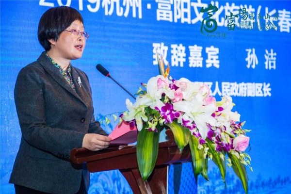 1556156658888052358.jpg 286ed488c82d1e2a623c2f.jpg