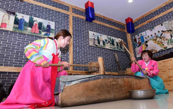 1557278615088012239.jpg 5cd0e92aa3104842e4ac3905.jpg