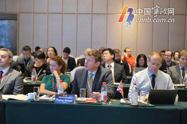 1557393158997046686.jpg 会议.jpg