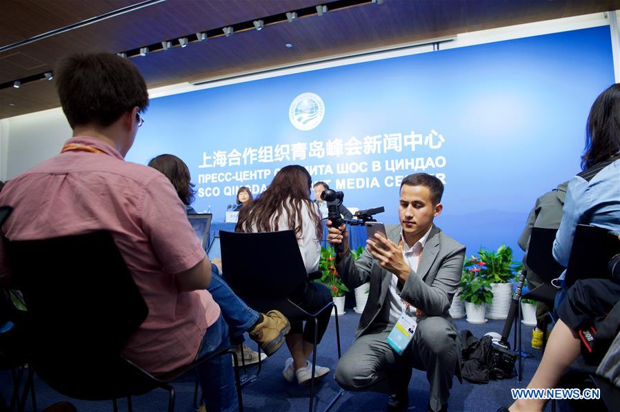 1528536432799024312.jpg 44n.jpg