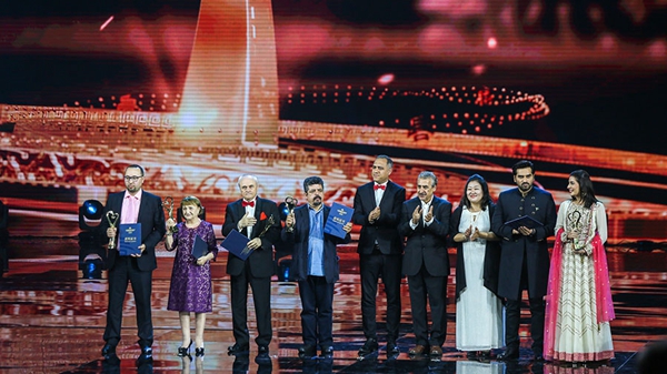 1529573853566010479.jpg 1.jpg