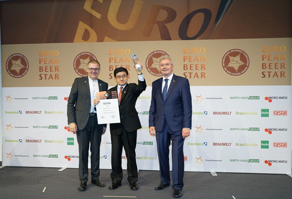 1542359225542023453.jpg 55.jpg