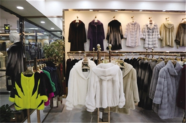 1540186195670010380.jpg 3.jpg