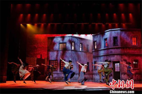 1525769879664077741.jpg drama to commerate Karl Marx.jpg