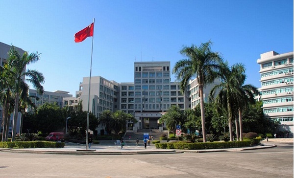 1558056494913057832.jpg 广东工业大学龙洞校区.jpg
