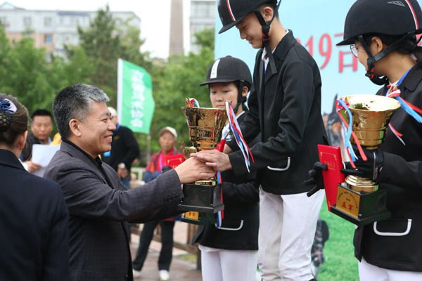 1558573640861050181.jpg 286ed488c82d1e4f56903f.jpg