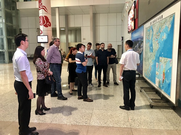 1558935371328039716.jpeg 5ce83927498e079efefd94ae.jpeg