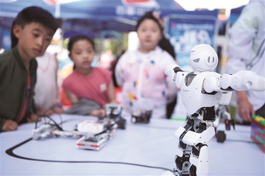 1560239305866059762.jpg res04_attpic_brief.jpg