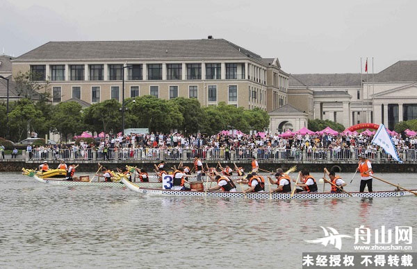 1560242700167064281.jpg 龙舟.jpg