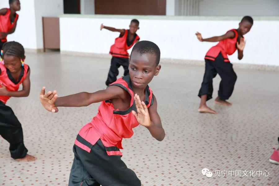 1526459382512055630.jpg 1525940926155053750.jpg