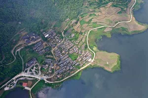 1589347284473060469.jpg 139043733_15890240115151n.jpg