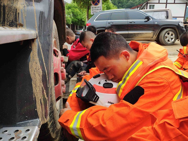 1592300643477019667.jpeg 5ee7399ca3108348fcd59c52.jpeg