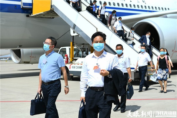 1590043917307043517.jpg 00303849239_52f0c128.jpg