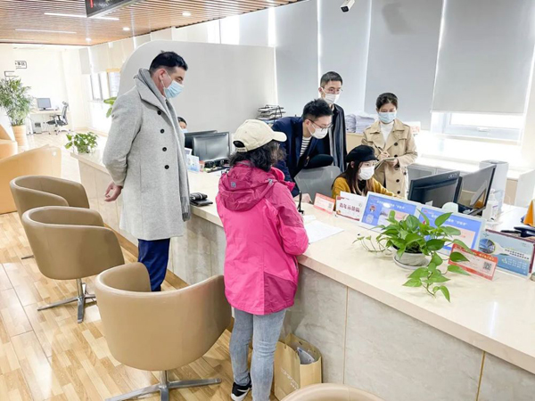 1637031782101088820.jpg 外籍人才.jpg