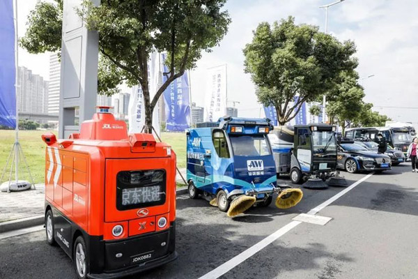 1635749701350018813.jpg 交通1.jpg