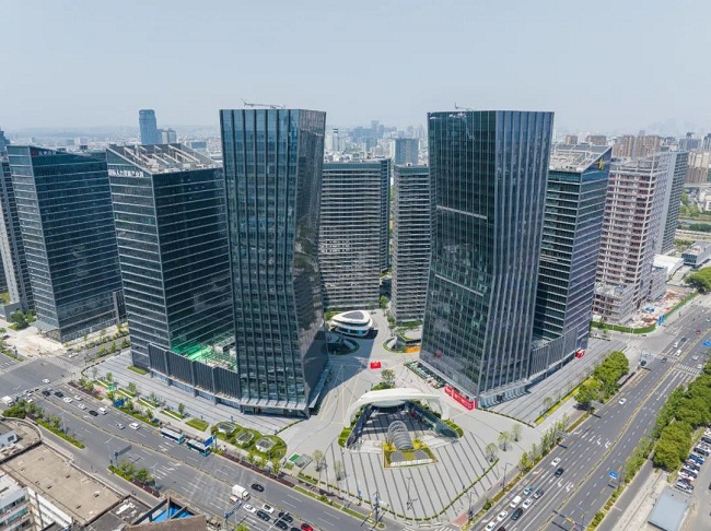 1686726344244069635.jpg 640 (1).jpg