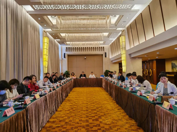 1685088547962015149.jpg 新一代信息技术产业投资合作恳谈会_副本.jpg