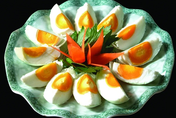 Quanlin salted duck eggs.jpg
