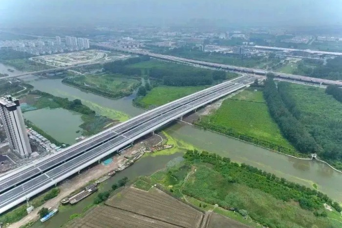 Taizhou city's Jingtai Bridge reopens to traffic
