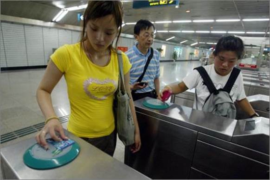 1504083788140054337.jpg 1500456581237015655.jpg