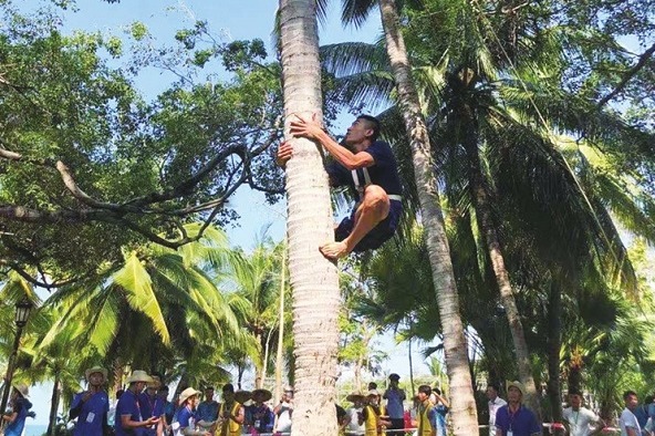 Minority traditional sports in Sanya gain popularity