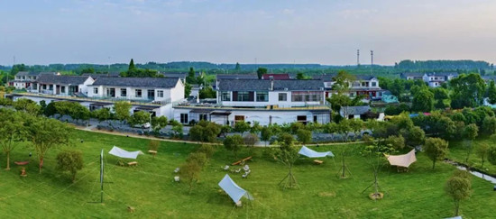 1690360039593091304.jpg 华丰村1_副本.jpg