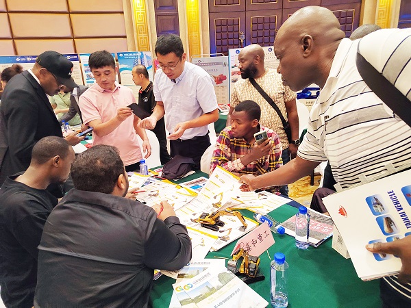 1692761544602054442.jpg 8fffbfbae3046c53ac791a08c7a7c5d.jpg