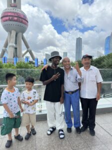 1693363431017011782.jpg IMG_4789-225x300.jpg