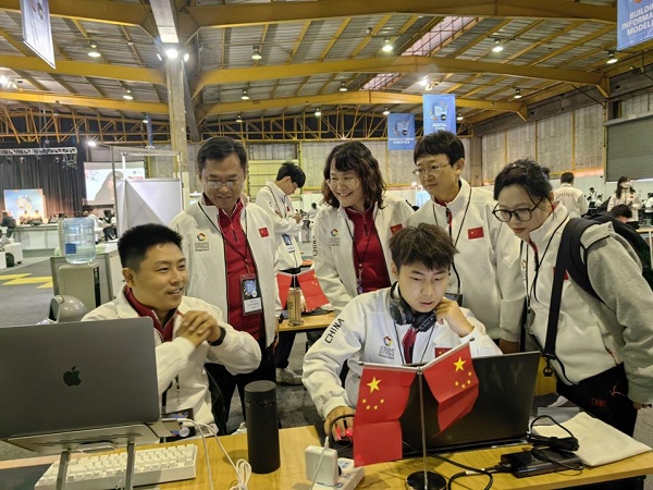 1695026959112042152.jpg 640 (2).jpg