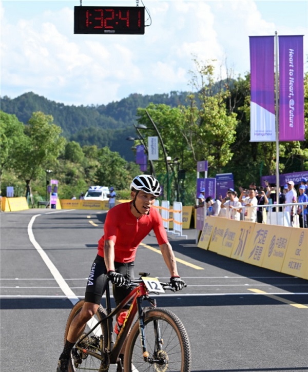 1695889380676085350.jpg 1695628600520439.jpg