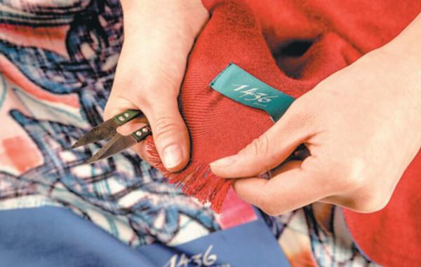 1501580119969045285.jpg 2.jpg